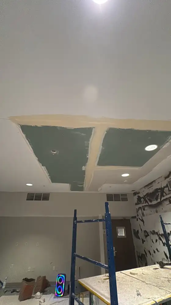 Taping and jointing the new ceiling